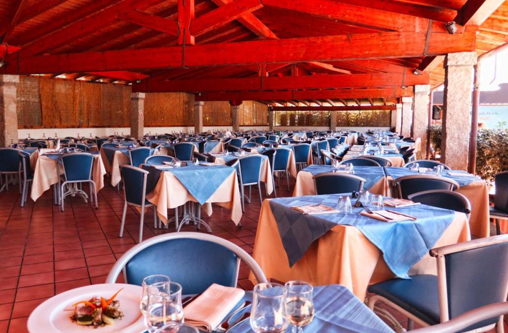 Zeta Club San Teodoro Le Rose Hotel Exterior photo